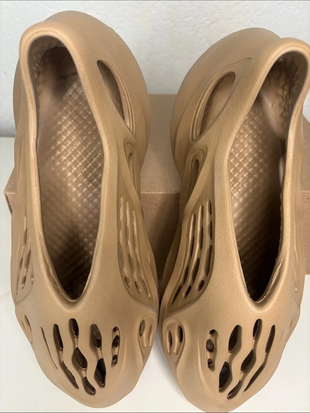 Yeezy Foam Rnnr - Ochre